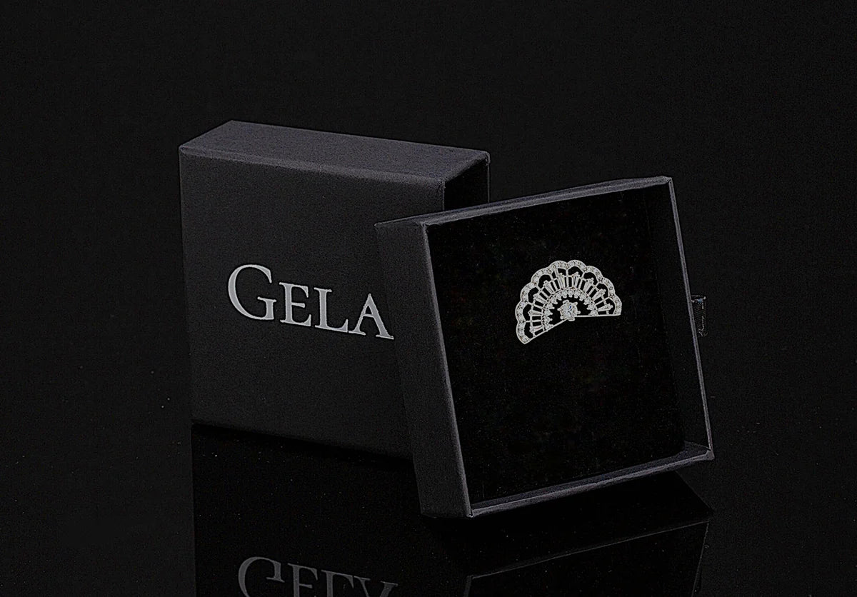 Earcuff Gigi GELA argent 925 porté sur l’hélix sans perçage