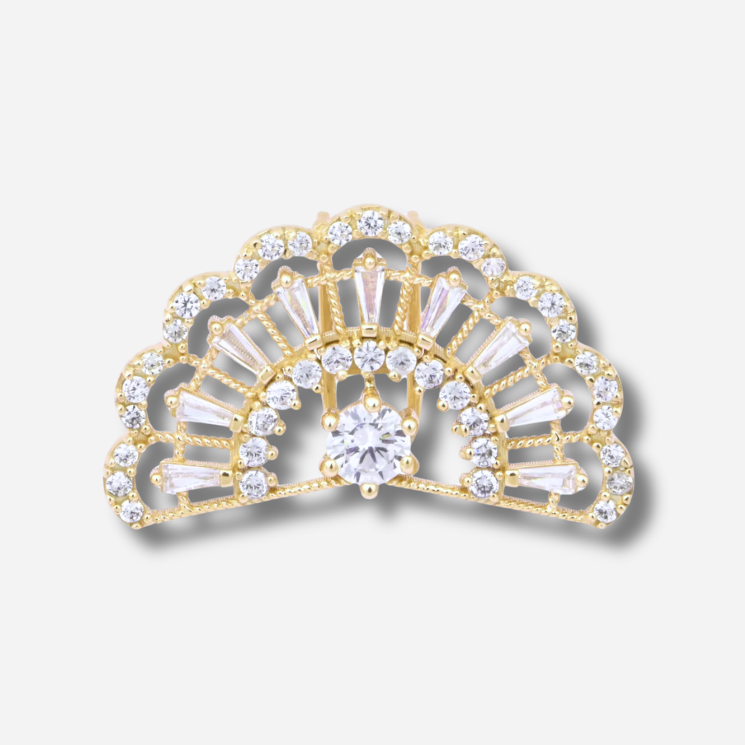 Earcuff Gigi GELA plaqué or 18K porté sur l’hélix sans perçage