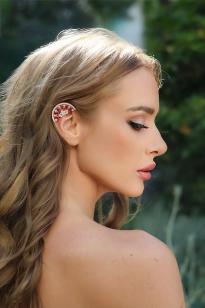 Earcuff Iris Rose GELA argent 925 porté sur l’hélix sans perçage