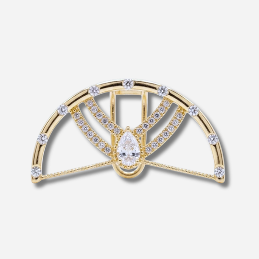 Earcuff Kylie GELA plaqué or 18K porté sur l’hélix sans perçage