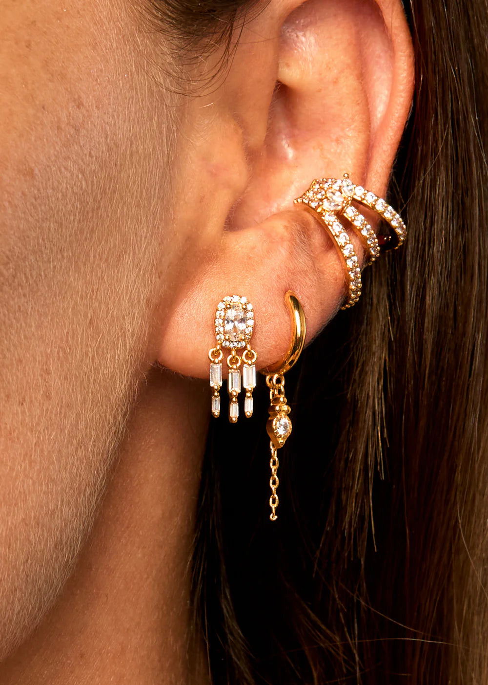 Bijou d’oreille earcuff doré Mya Bay effet multi anneaux pavés