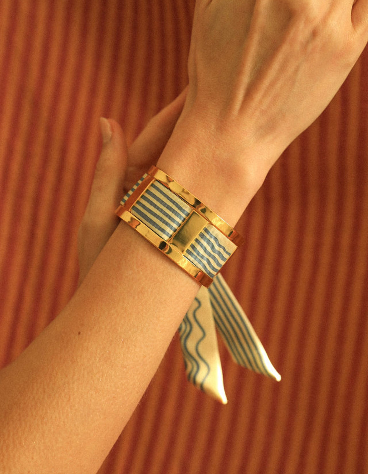 manchette-an-nee-annee-divinity-sete