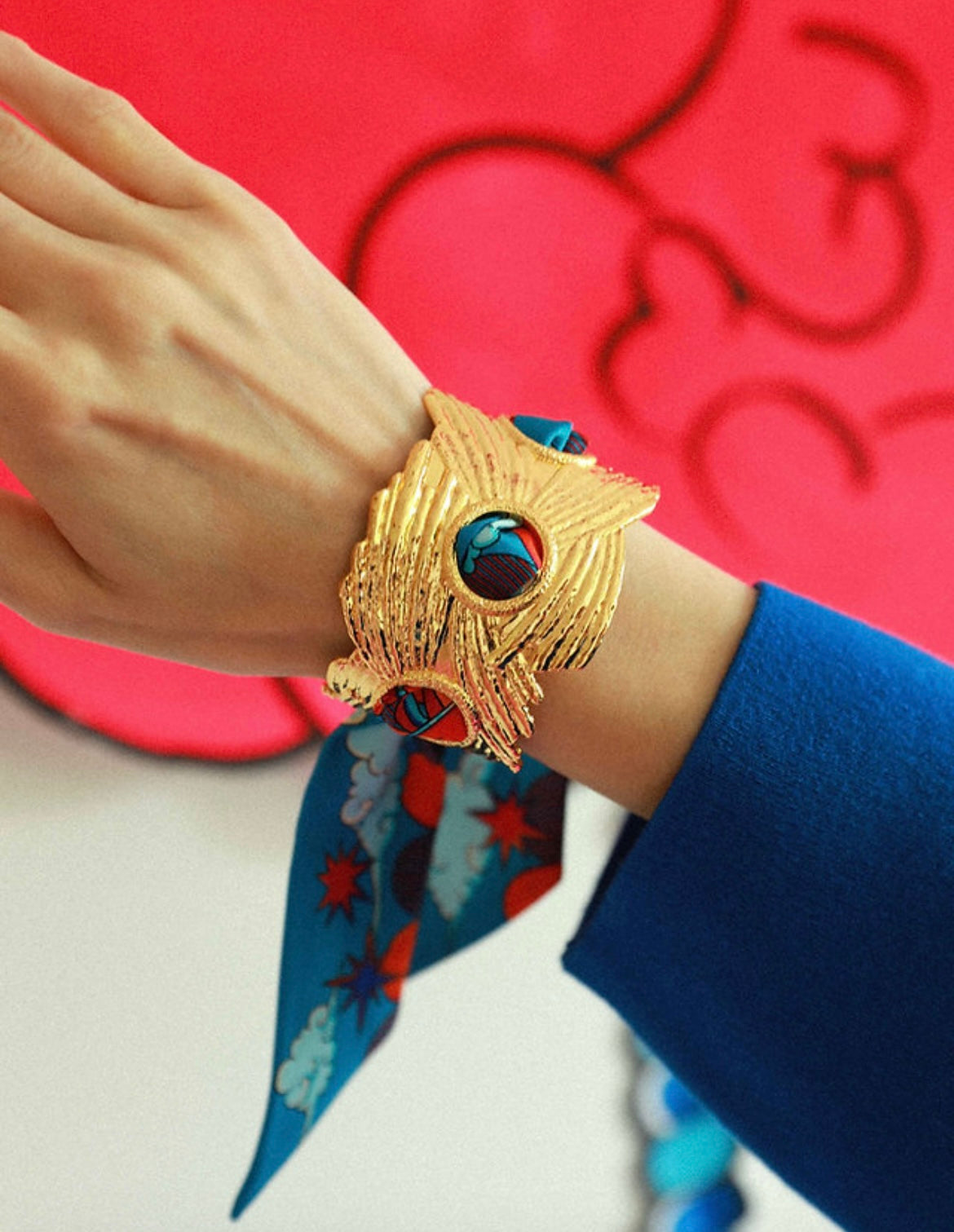 Manchette doree design organique bracelet foulard Divinity Sete
