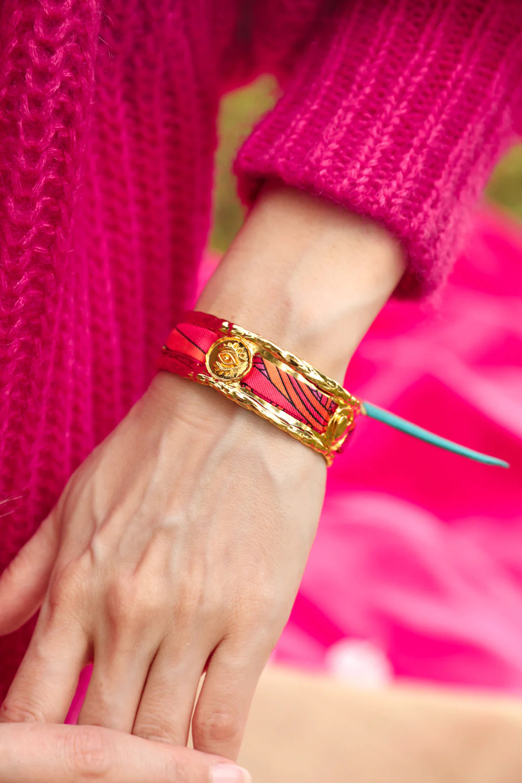 Bracelet manchette doree oeil central bijou femme tendance