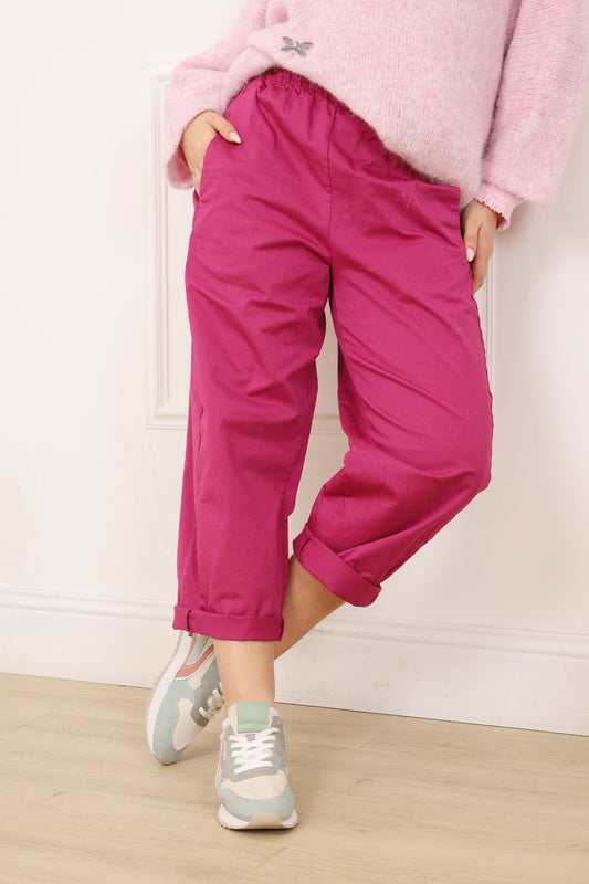 Détail taille élastique pantalon femme