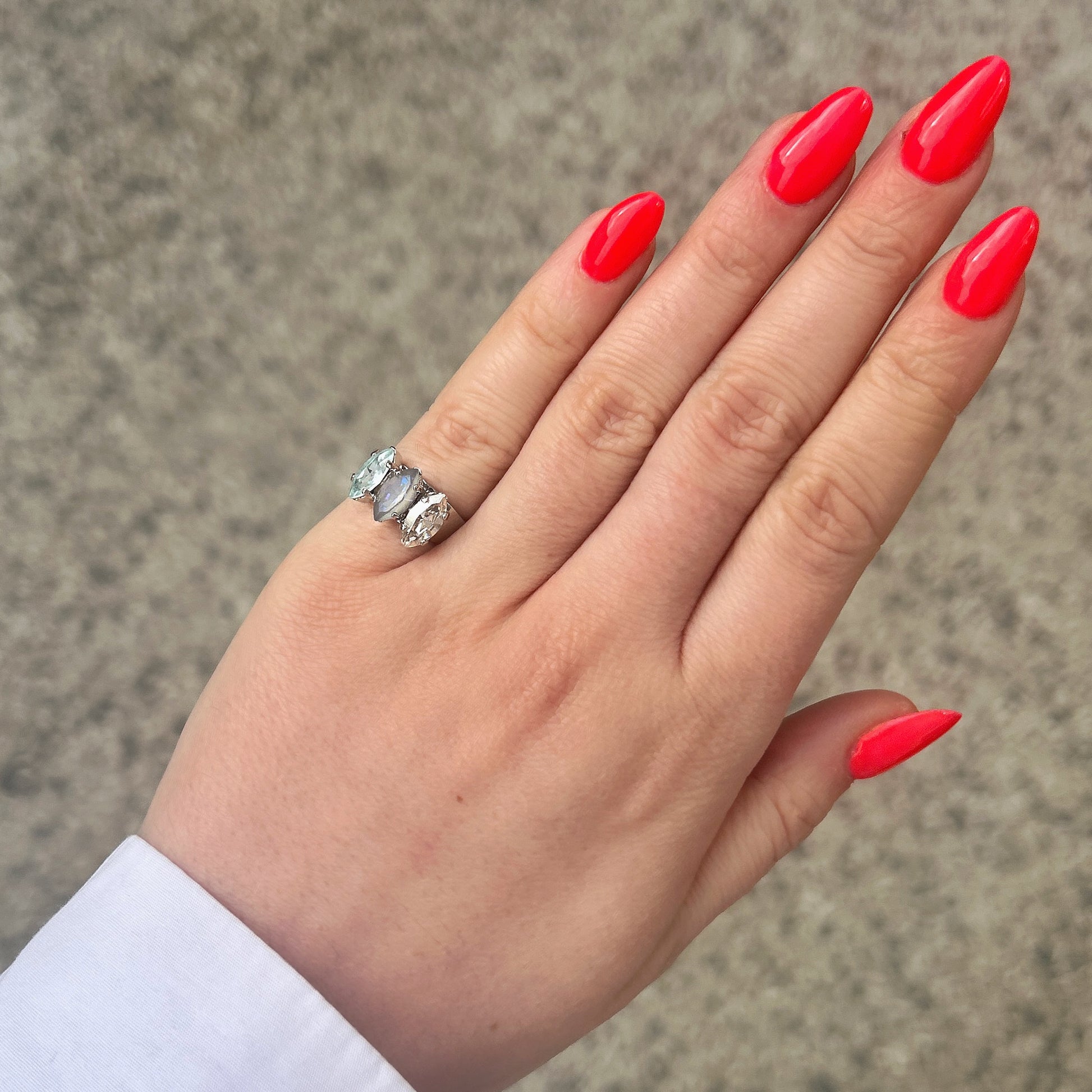 Bague petit doigt trois pierres argent Crézus