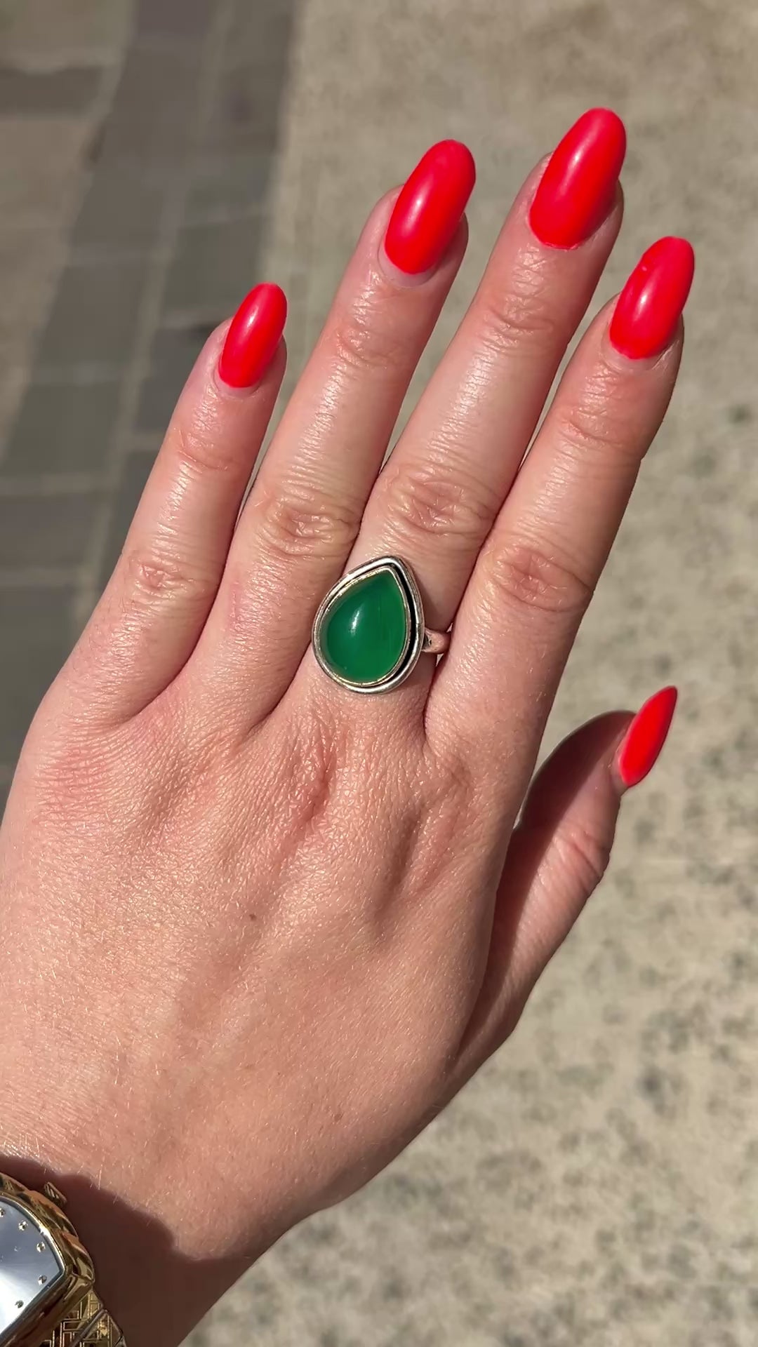 Bague pierre verte goutte élégante argent 925