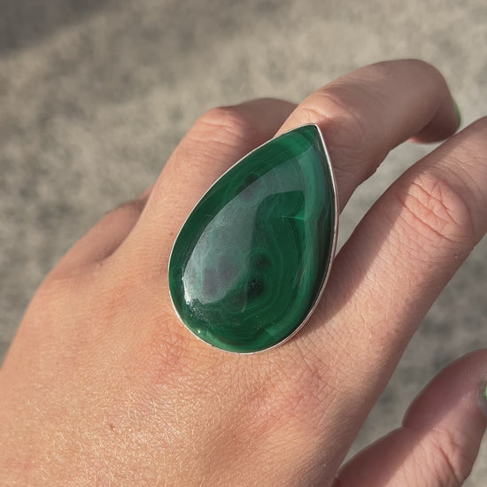 Bague Malachite Goutte XL réglable en argent 925 avec grande pierre naturelle verte
