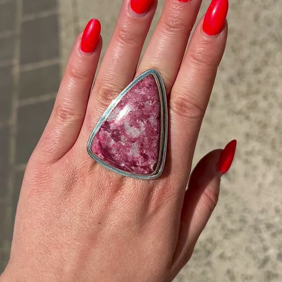 Bague pierre rhodonite rose intense femme