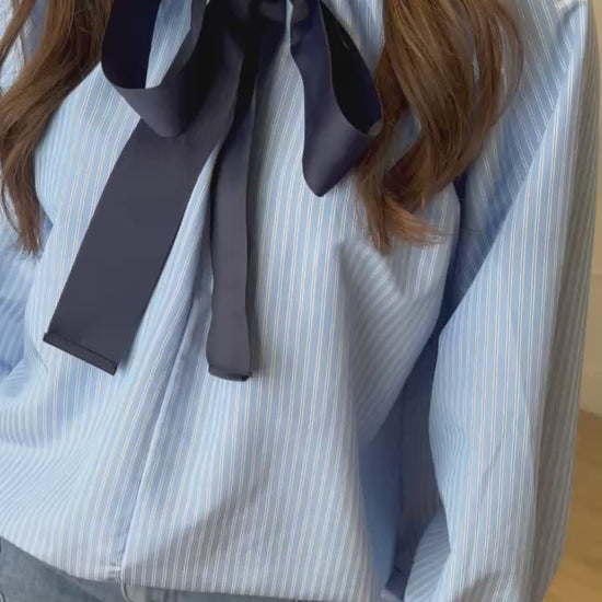 Blouse bleu ciel femme portée manches longues