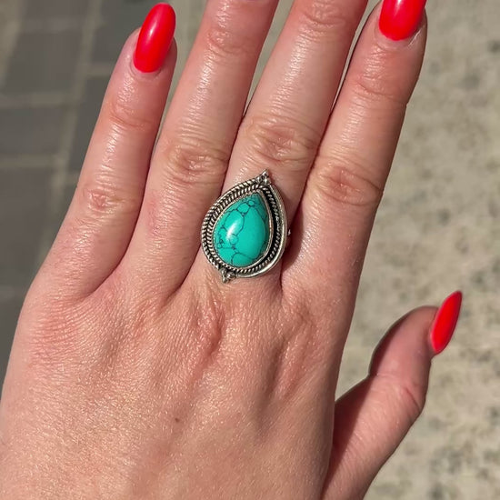 Bague turquoise veines naturelles style bohème chic