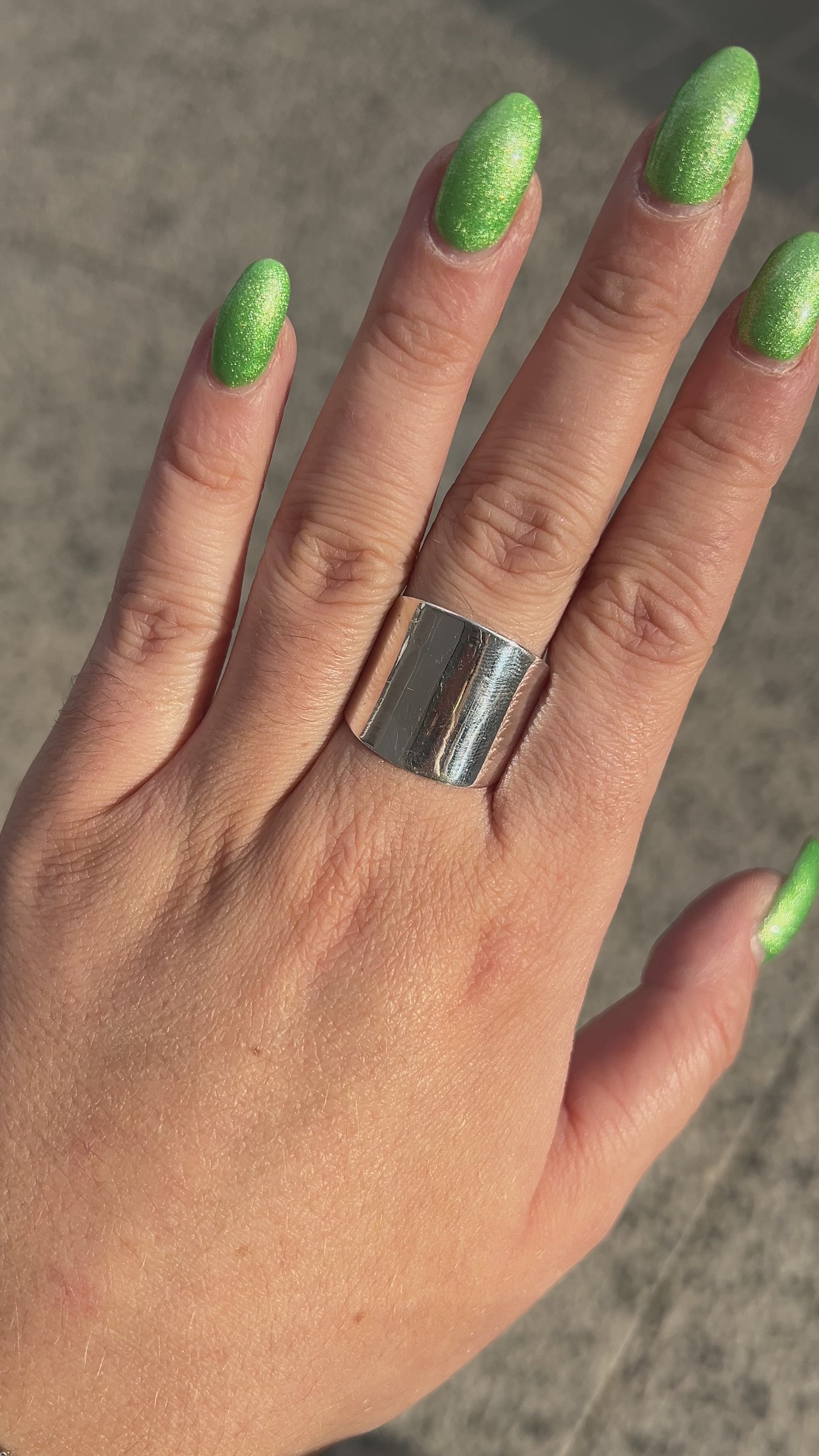 Bague Tribu 9 réglable en argent 925 large et lisse – Divinity Sète
