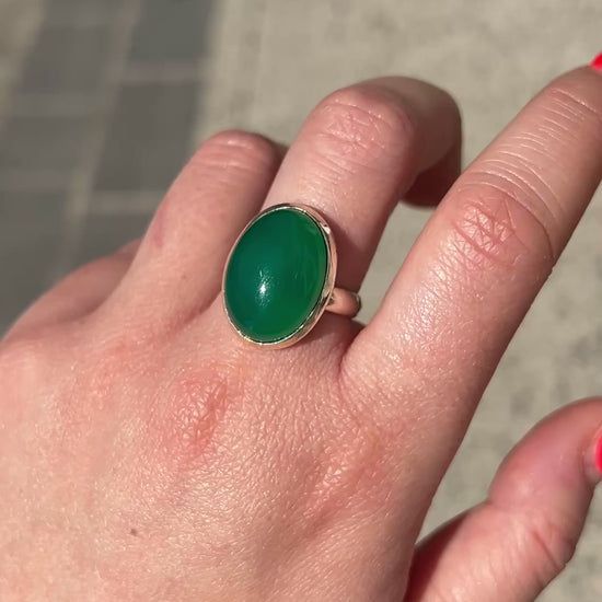 Bague pierre verte lisse ronde argent 925