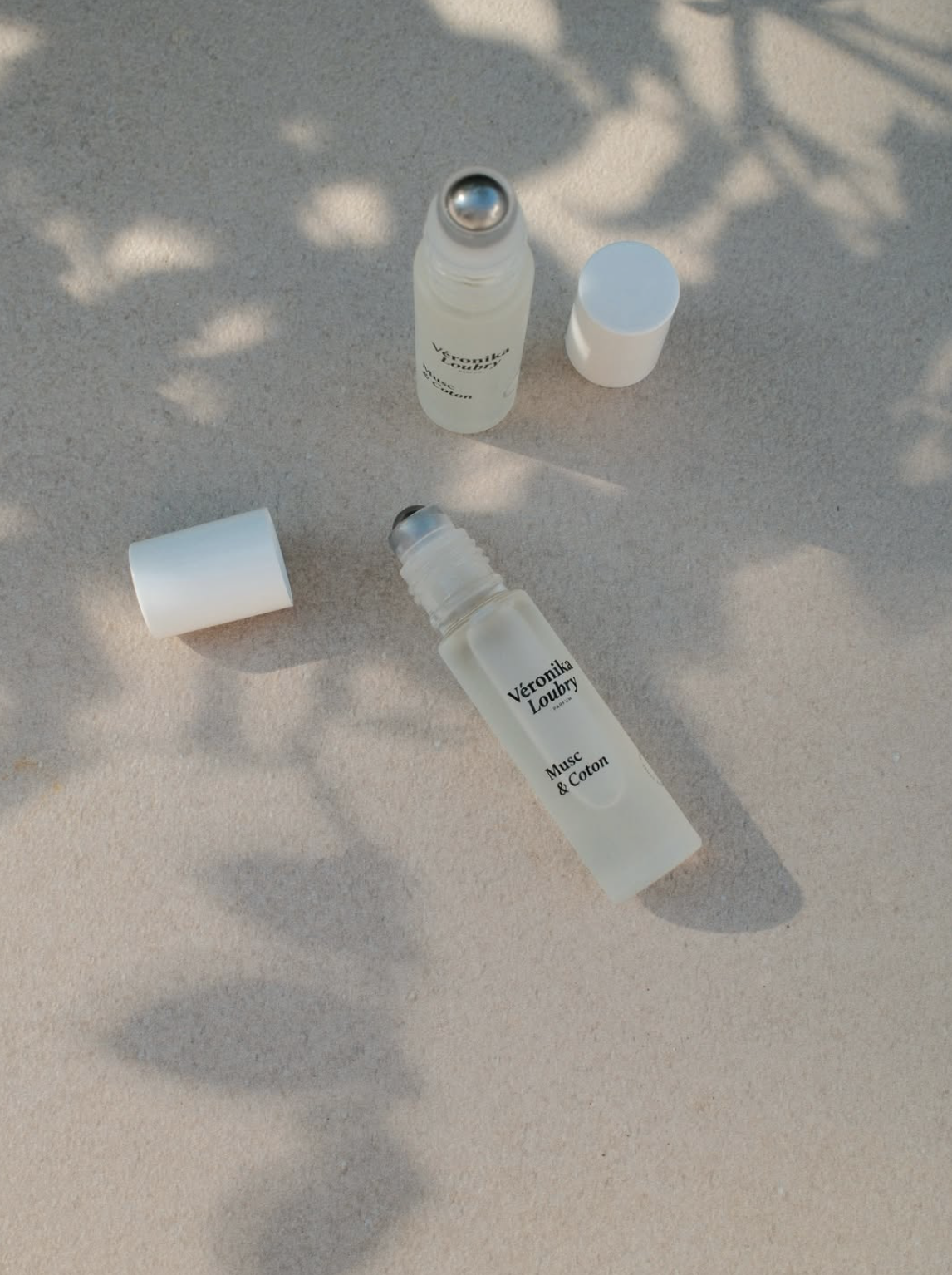 Roll-on parfumé Musc & Coton Véronika Loubry 10 ml aux notes de fleur de coton, musc et vanille