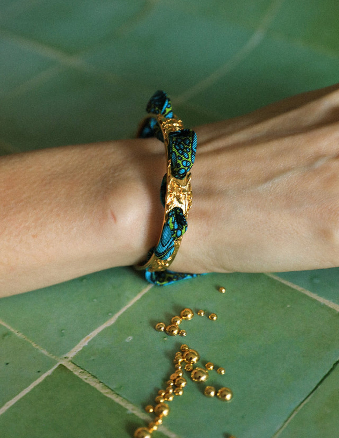 ruban-1cm-crocobleu-annee-divinity-sete