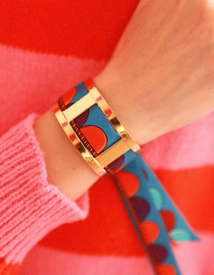 Ruban Annee motif graphique bleu rouge femme