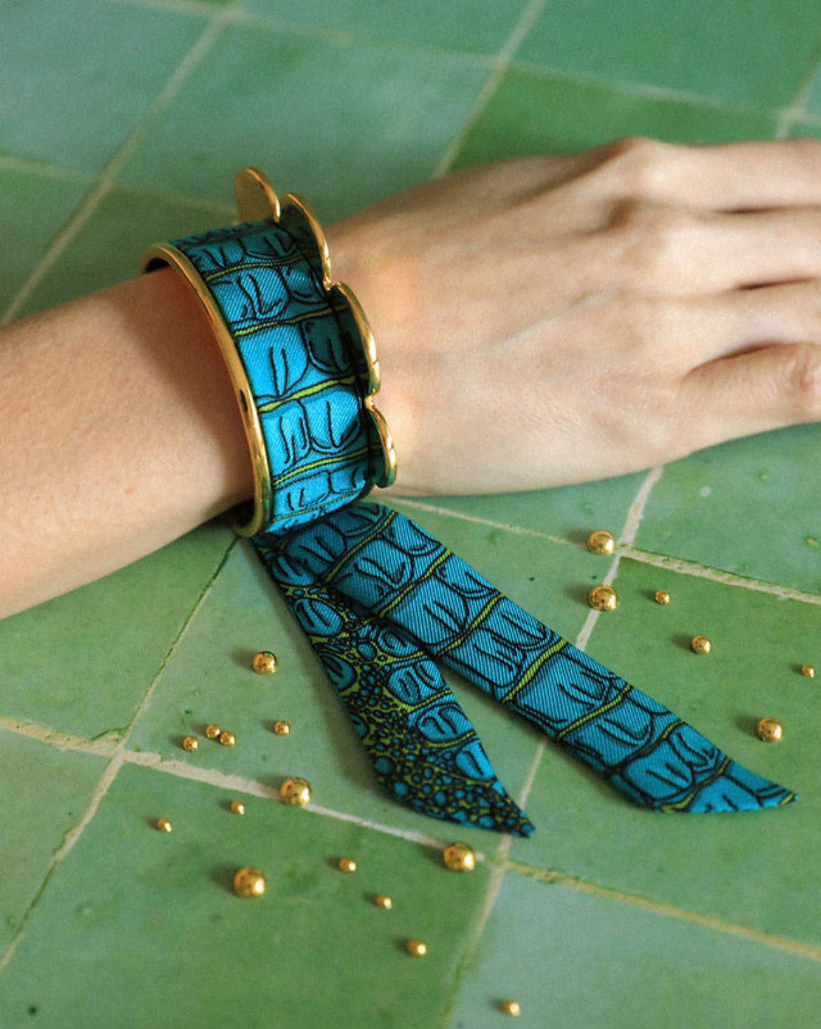 ruban-2cm-crocobleu-annee-divinity-sete