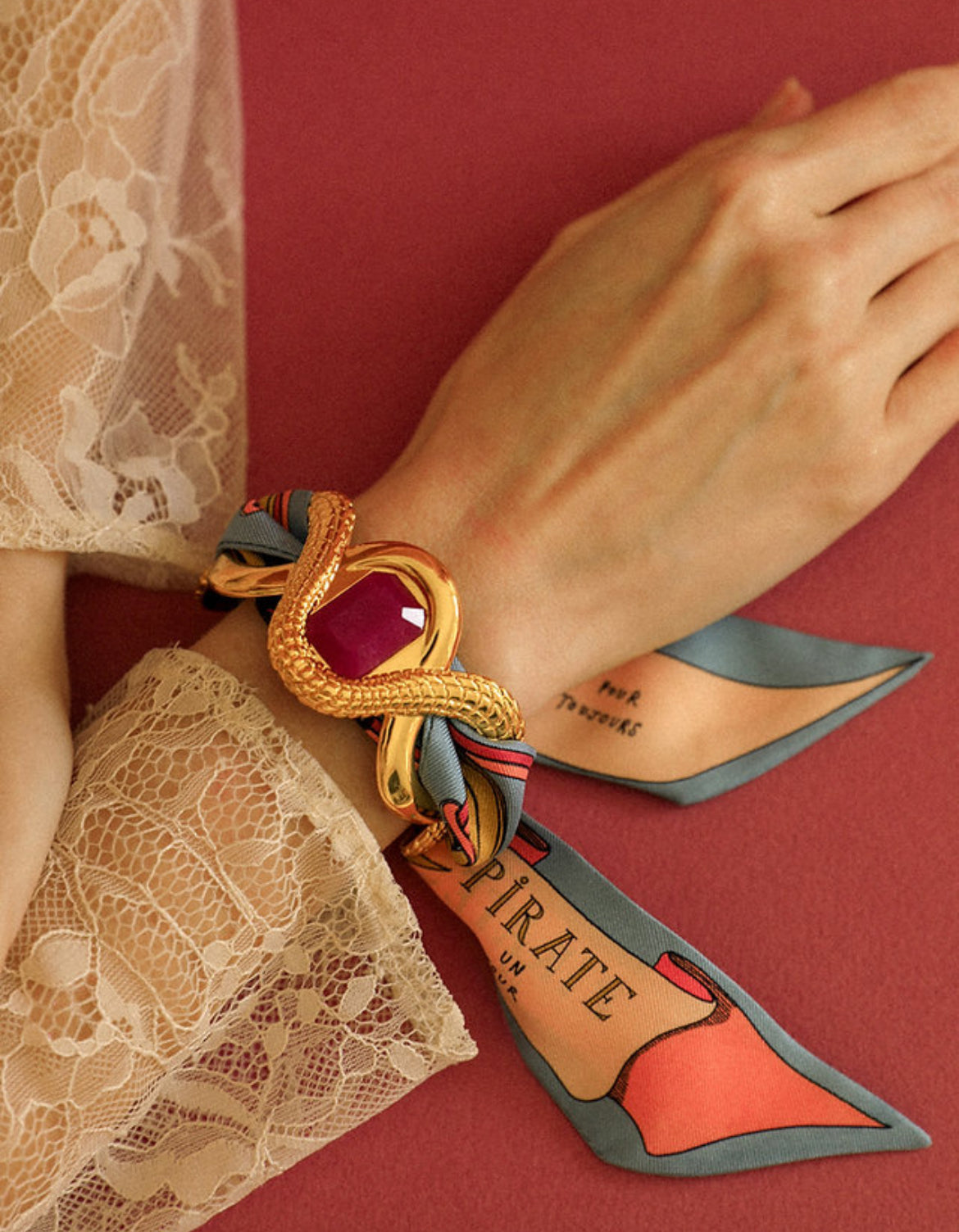 ruban-4cm-piratecolore-annee-divinity-sete