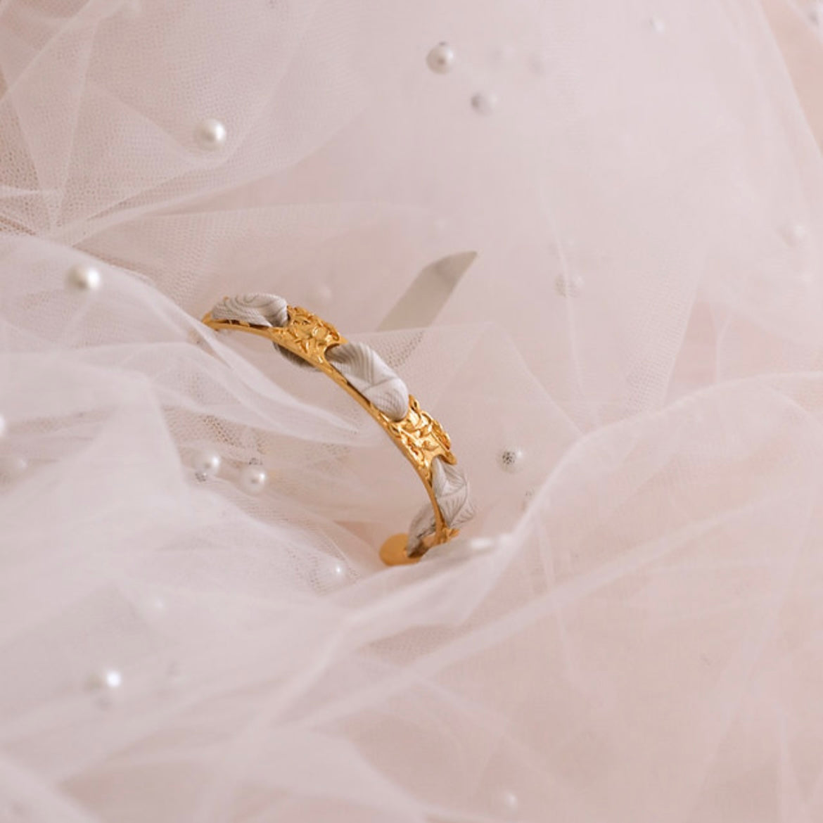 ruban-paon1cm-annee-divinity-sete