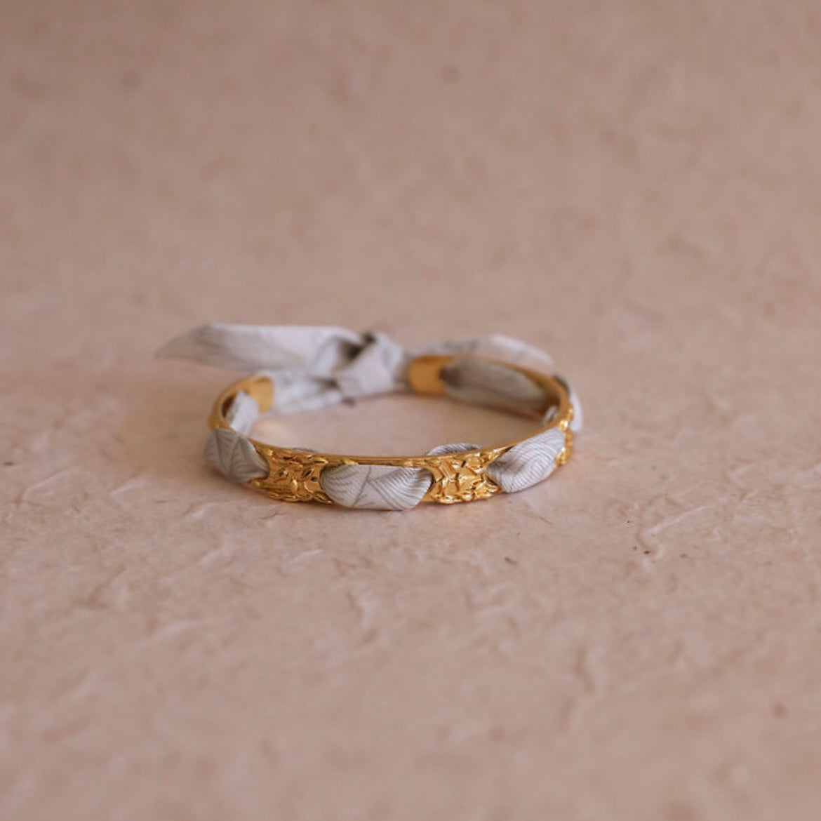 ruban-paon1cm-annee-divinity-sete