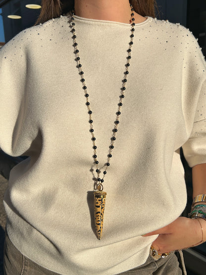 Sautoir Corne Beige Madamirma avec motifs noirs perles noires et œil doré