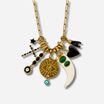 Sautoir Grigri Corne Blanche Madamirma avec malachite et talismans