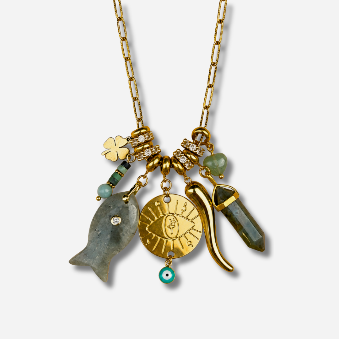 Sautoir Grigri Marin Amazonite Madamirma avec poisson et talismans dorés