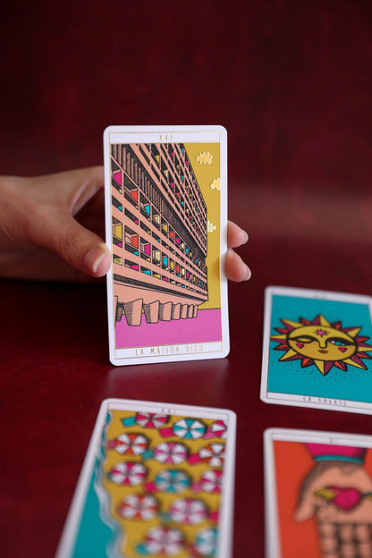 tarot-de-marseille-année-girly-divinity-sete